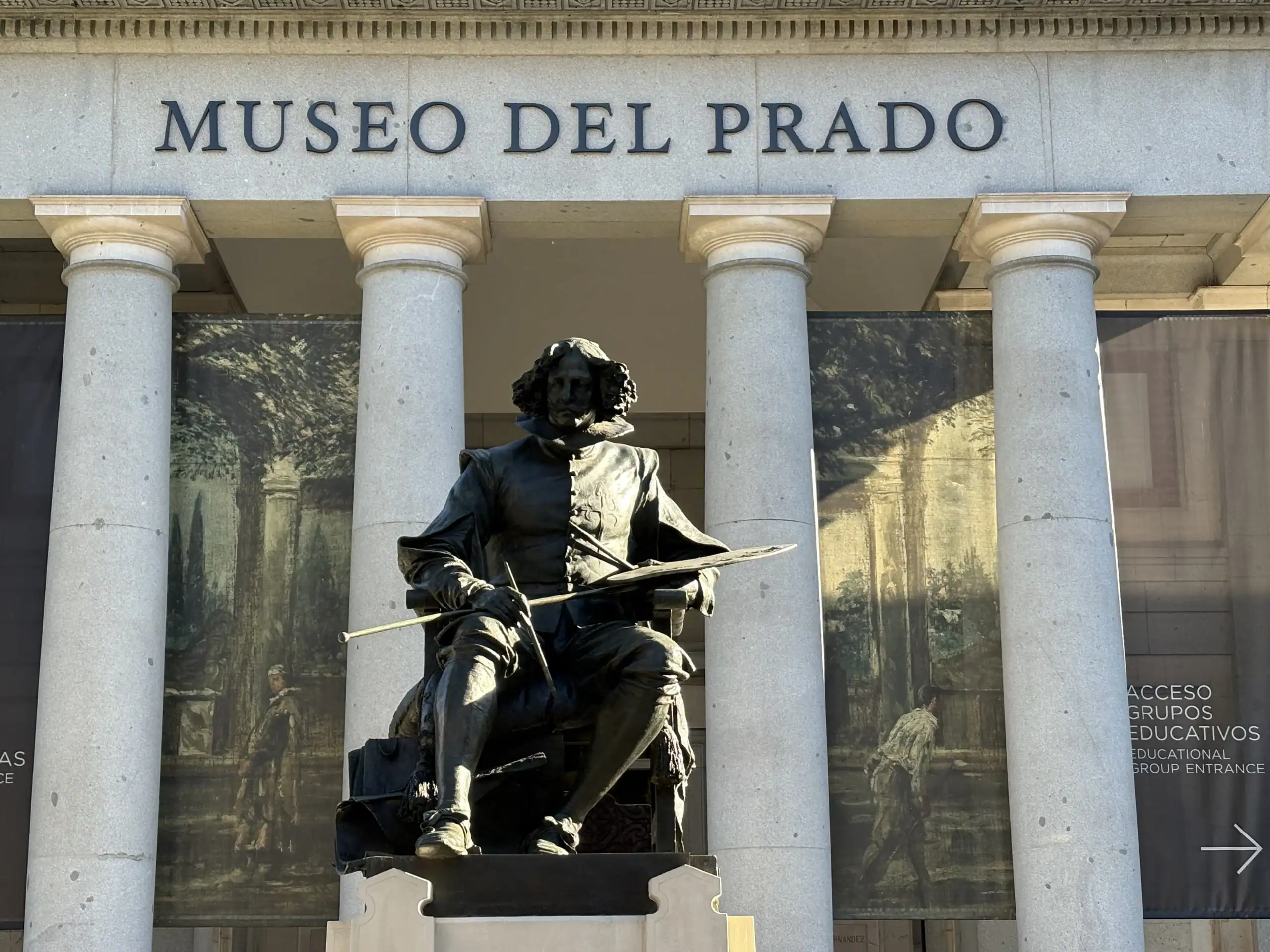 Alumnos de El Taller del Aire durante una clase en el Museo del Prado